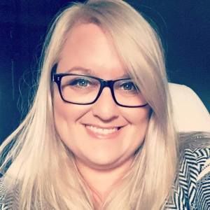 Meet your Posher, Monica